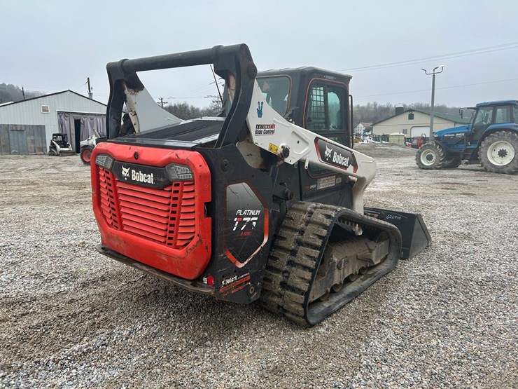 2022-bobcat-t76-image-4