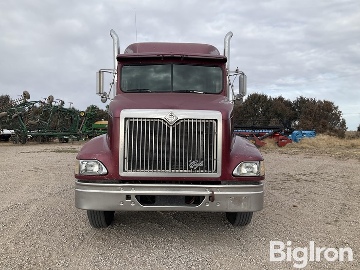 1999-international-9400-image-2