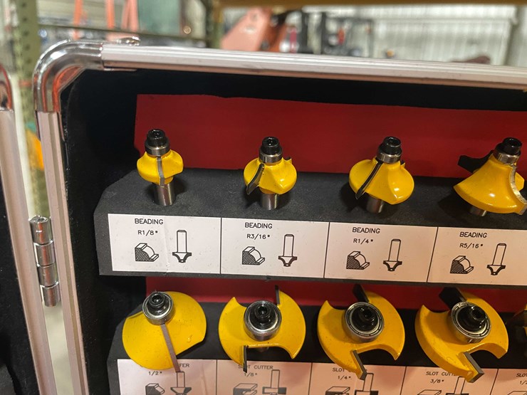 #2298-•-100-piece-router-bit-set-in-carrying-case-(pr11)-image-8