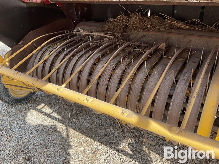 1997-new-holland-664-image-15