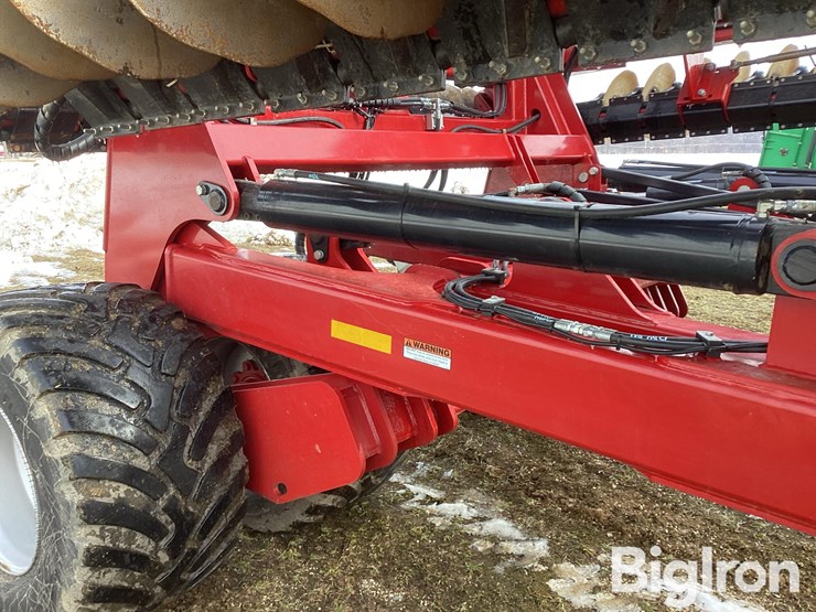 2022-case-ih-475-image-19