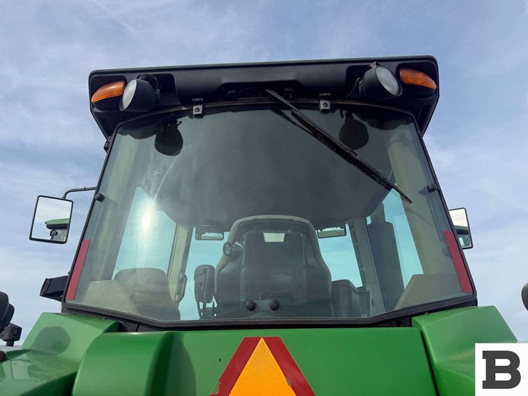 2009-john-deere-8430t-image-36