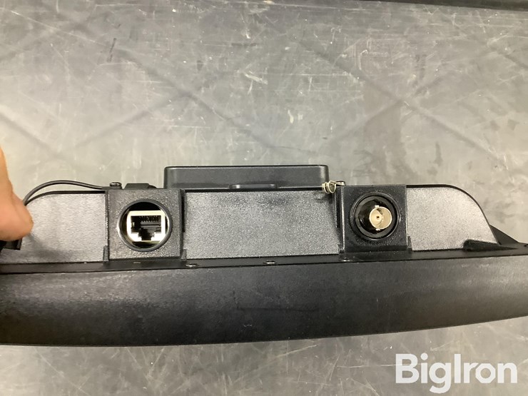 2017-case-ih-700-image-6