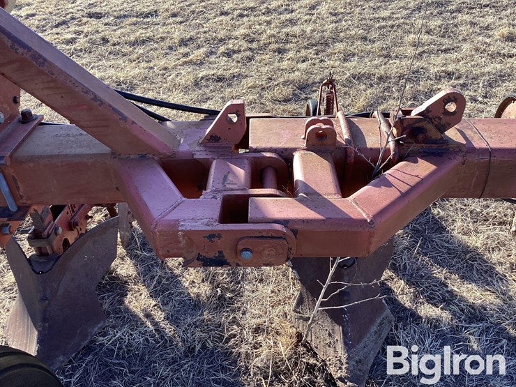 12r40-lister-image-15