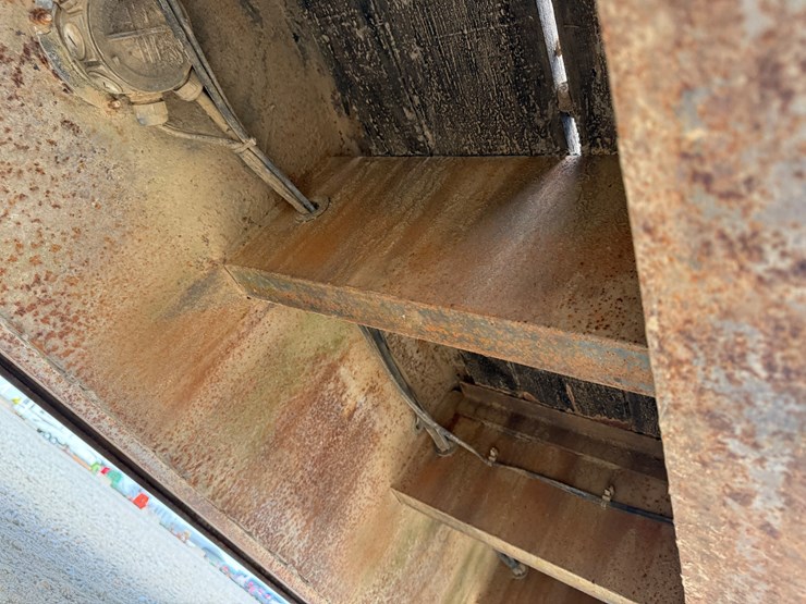 1994-kalyn-siebert-lowboy-image-34