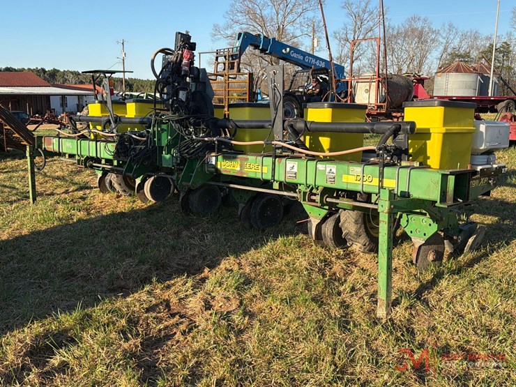 john-deere-6-image-2