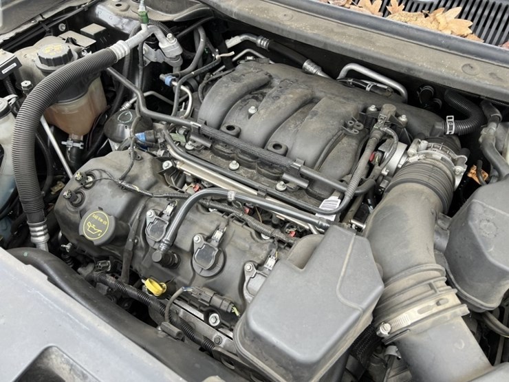 2018-ford-explorer-image-11