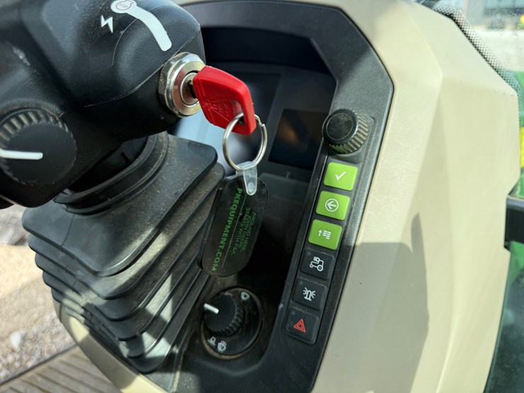 2024-john-deere-5130m-image-28