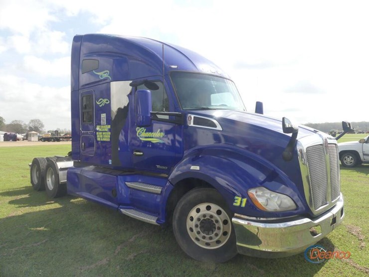 2017-kenworth-t680-image-1