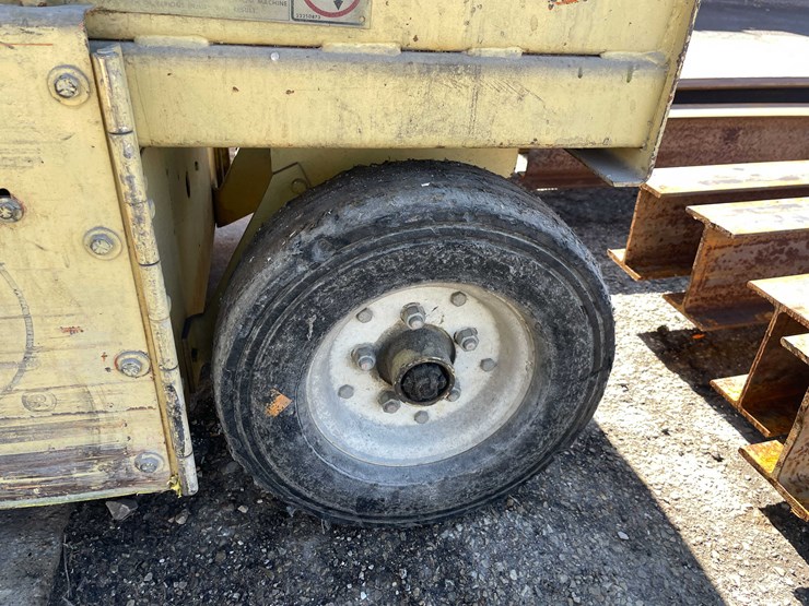 #1446-•-jlg-cm-1432-(o4)-image-17