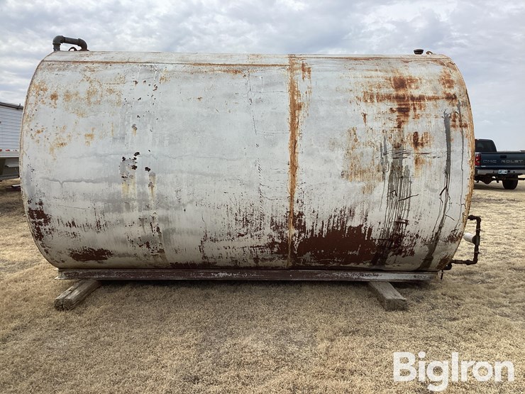 89”-x-151”-x-89”-metal-fuel-storage-tank-image-4