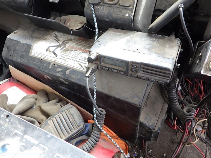 2005-elgin-sc-8000-s/a-street-sweeper-image-48