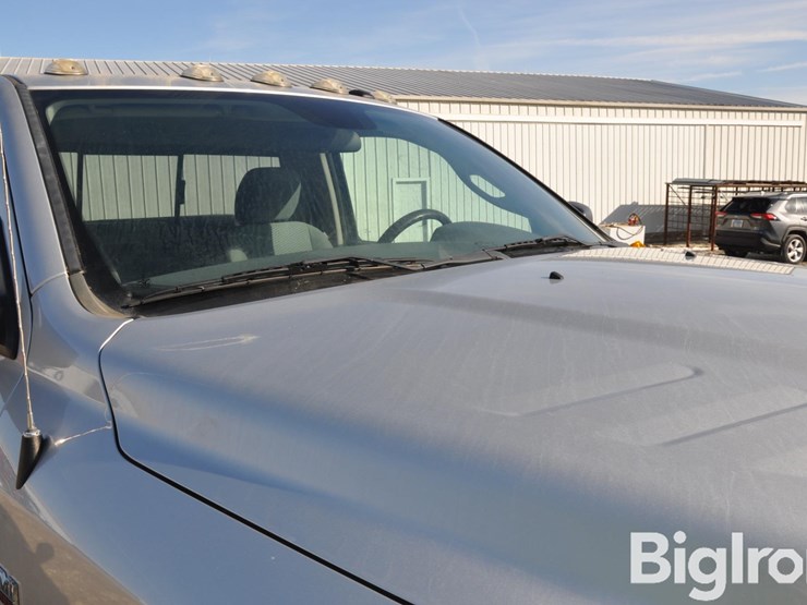 2016-ram-2500-hd-image-10