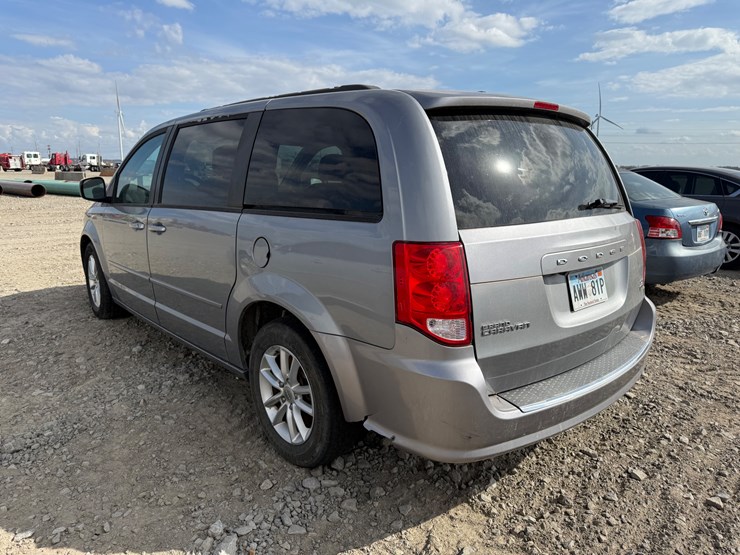 2014-dodge-grand-caravan-image-4
