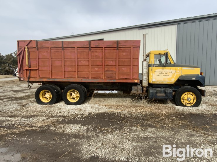 1975-international-fleetstar-image-4