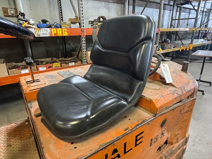 #1451-•-yale-5000-lb-lift-capacity-forklift-(pr4)-image-10