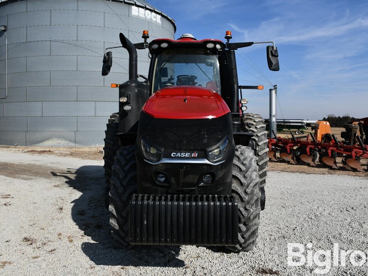 2021-case-ih-magnum-250-image-2