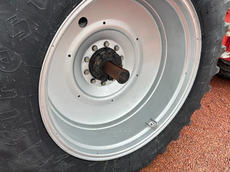 case-ih-steiger-335-image-12