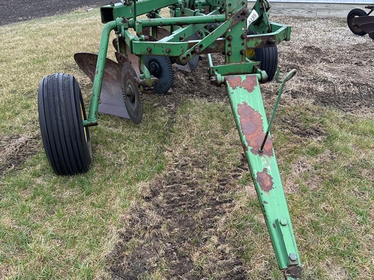 john-deere-3100-image-2