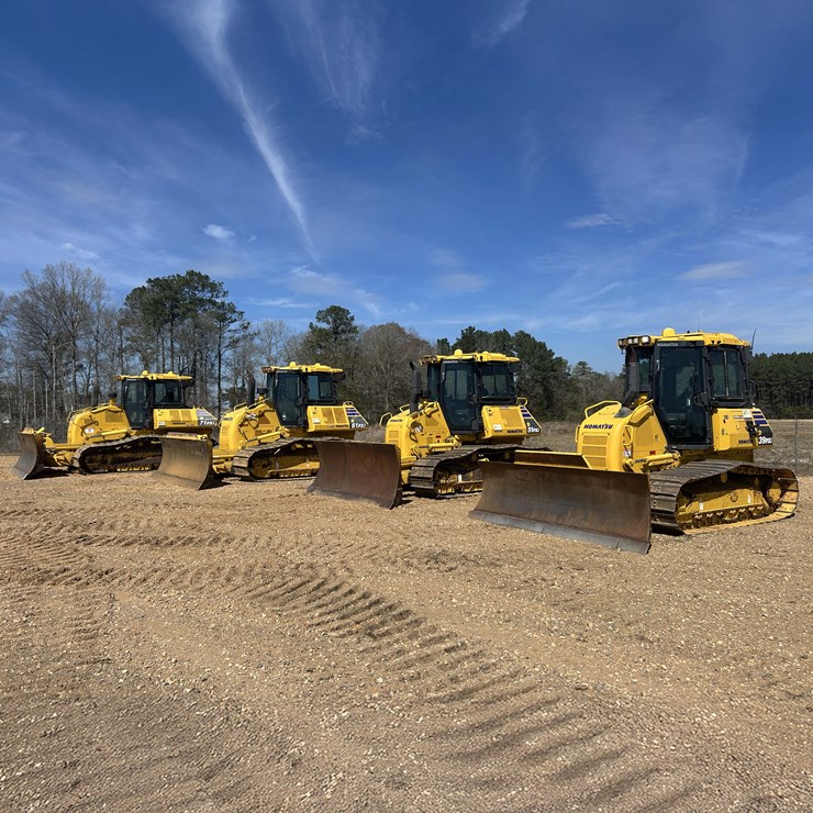 2022 KOMATSU D39PX-1