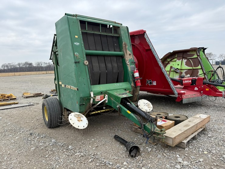 john-deere-435-image-1