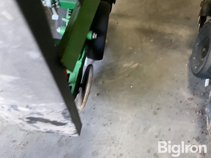 2011-john-deere-1720-image-18