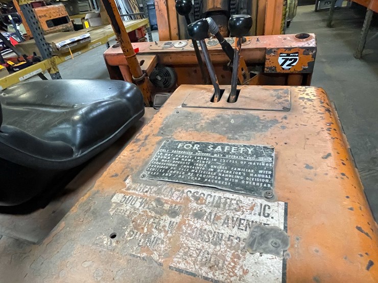 #1451-•-yale-5000-lb-lift-capacity-forklift-(pr4)-image-18