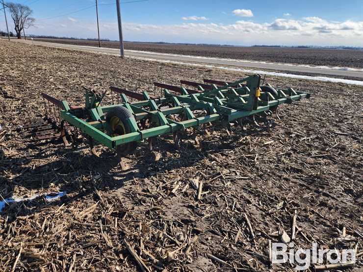 john-deere-15-image-3