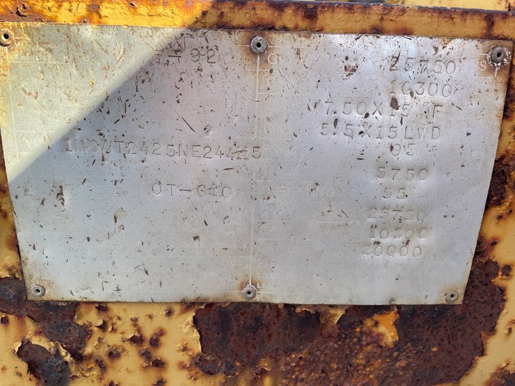 #6062-•-1992-bera-tandem-axle-tilt-bed,-equipment-trailer-(has-wi-title)-image-18