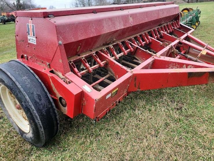 case-ih-5100-image-10