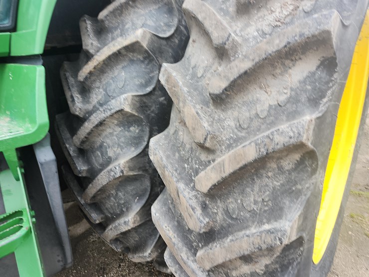 john-deere-8420-image-7