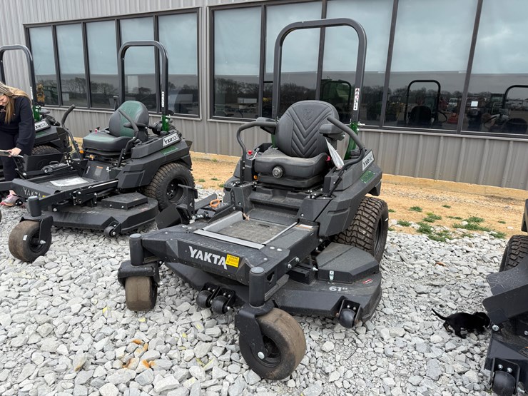 #6-•-unused-yakta-yxr610-61"-zero-turn-mower-197116-inv#-40694-image-1