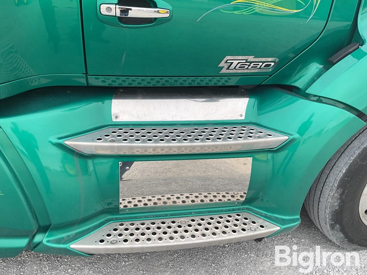 2019-kenworth-t680-image-9