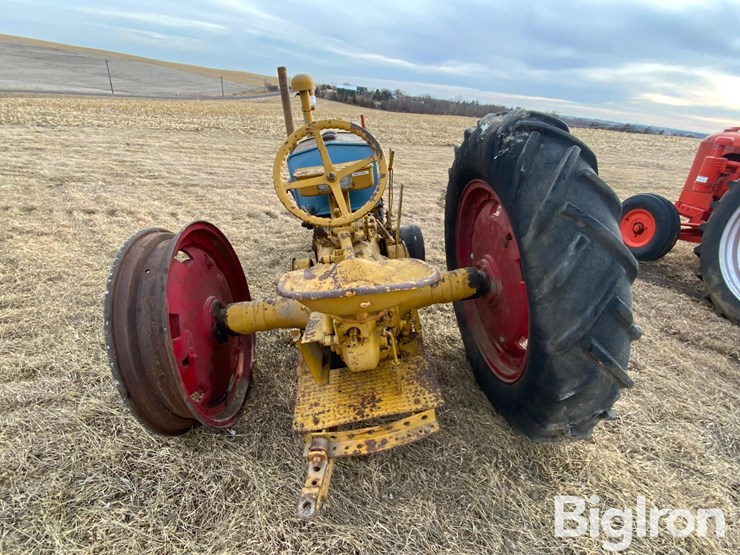 case-cc-2wd-tractor-image-6