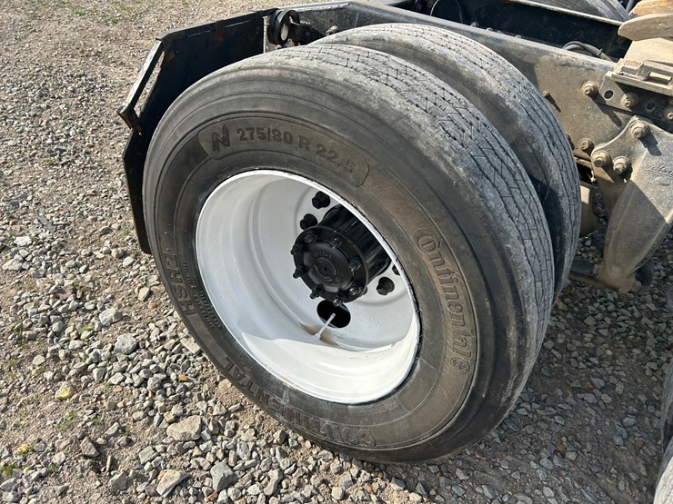 #39248-•-2000-freightliner-fd1-t/a-single-cab-truck-tractor-1fuy3mcb2ylb03327-image-16