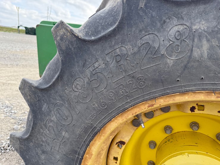 john-deere-7430-image-14