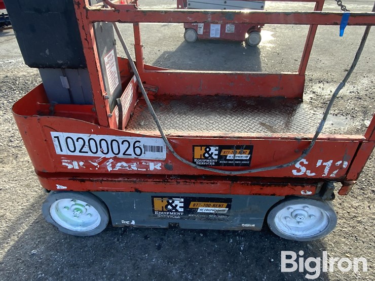 2017-skyjack-sj12-image-10