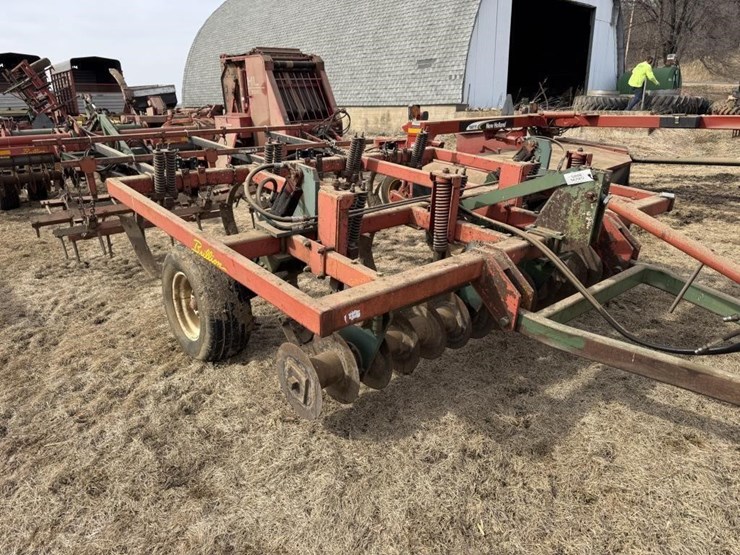 brillion-7-shank-chisel-plow-image-3