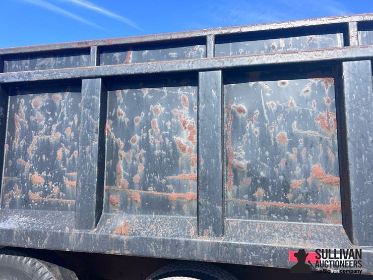 1981-mack-r686st-image-10