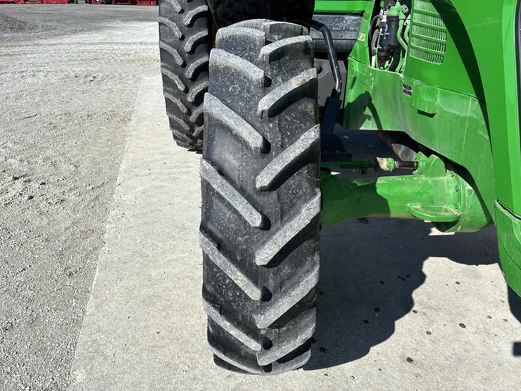 2010-john-deere-7730-image-37