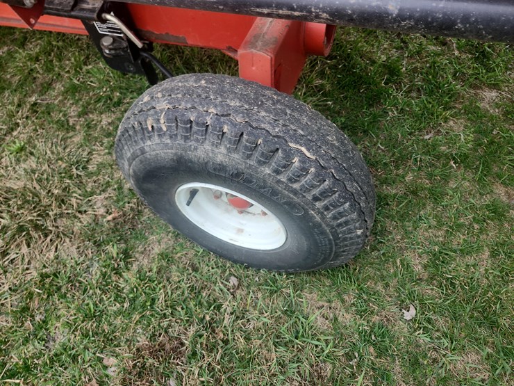 tag-#136,-30'-unverferth-head-cart-image-5