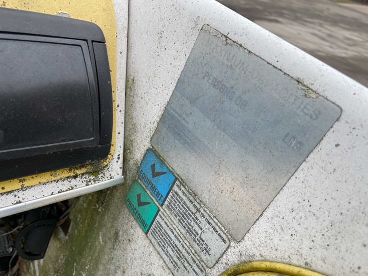 #1439-•-1998-fling-boat-with-trailer-(no-title)-(of)-image-37