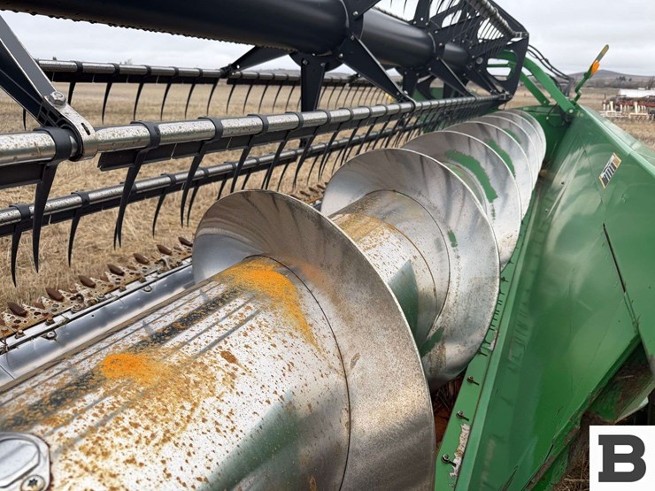 john-deere-635f-image-23