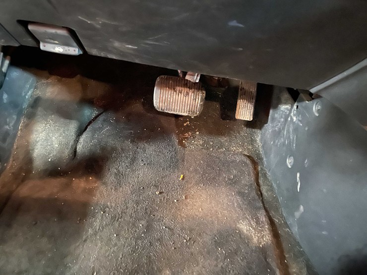 2011-ford-escape-image-21