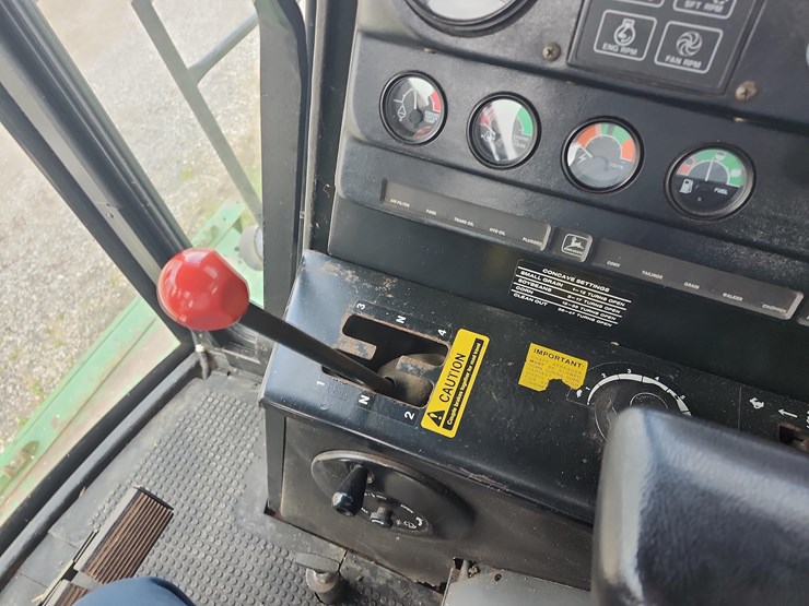 1979-john-deere-6620-image-22