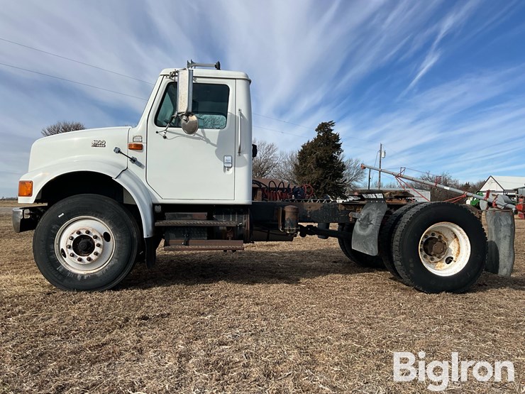 1997-international-4900-image-8