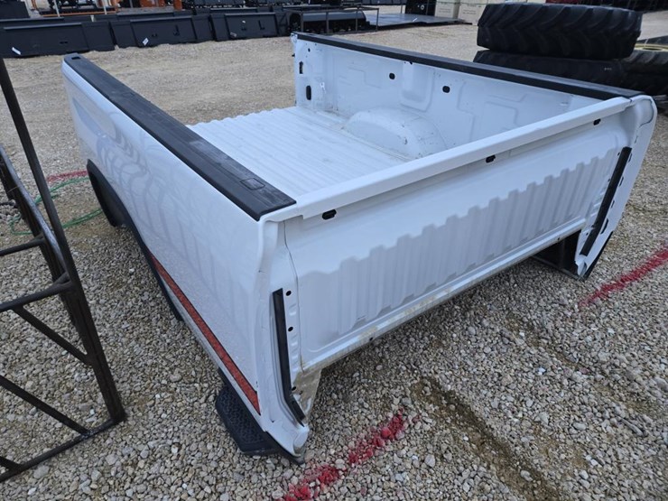 2023-gmc-2500-image-3