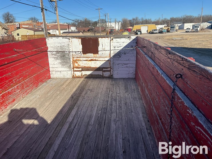 1968-international-loadstar-image-19