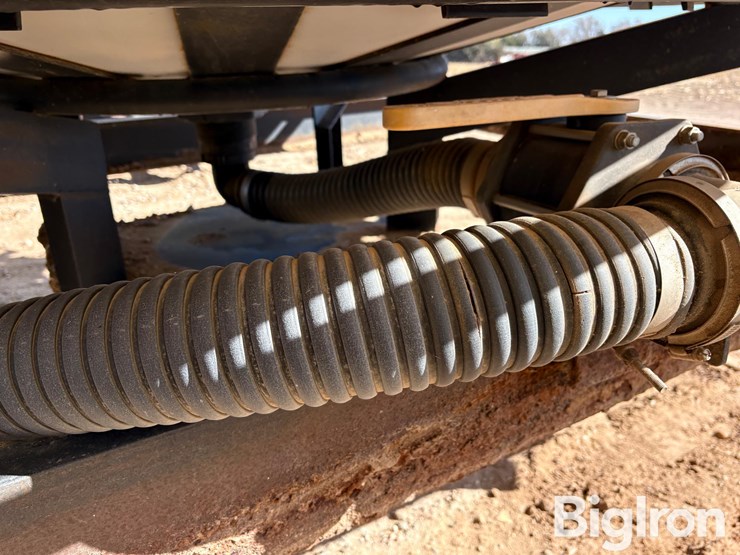 wylie-9000-gallon-triple-cone-nurse-tank-trailer-image-18