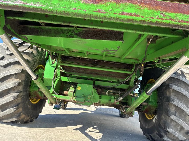 1993-john-deere-9500-image-26